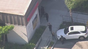 2 people in custody in attempted bank robbery at Glendale Bank of America