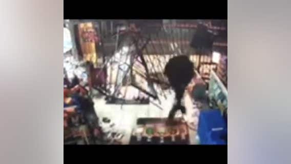 Deputies searching for suspect who stole vehicle, crashed into Mission Viejo liquor store