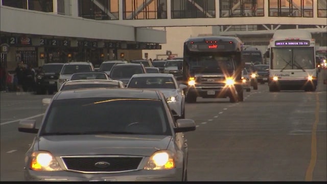 Busy Labor Day weekend travel period begins; LAX expects nearly 1.4 million visitors