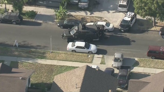 Suspect barricaded in South L.A. home