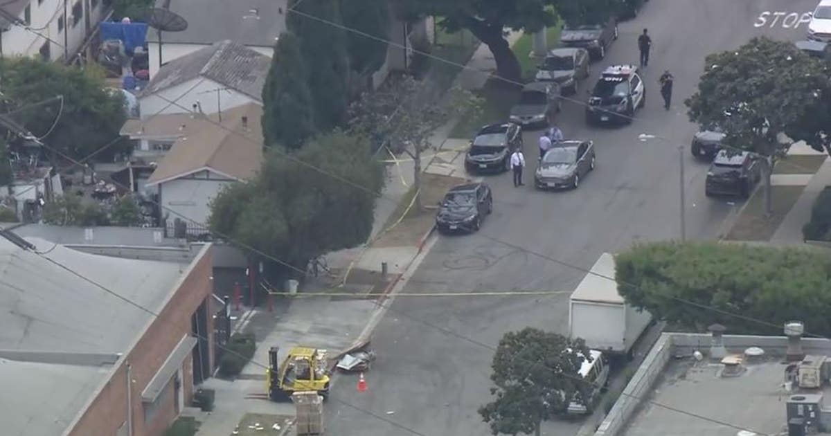 Man found fatally wounded in the backyard of a home in Inglewood ...