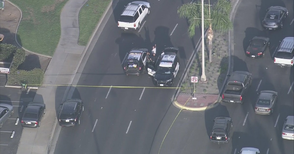 Man dies after stabbing in Sante Fe Springs; Police looking for 2 ...