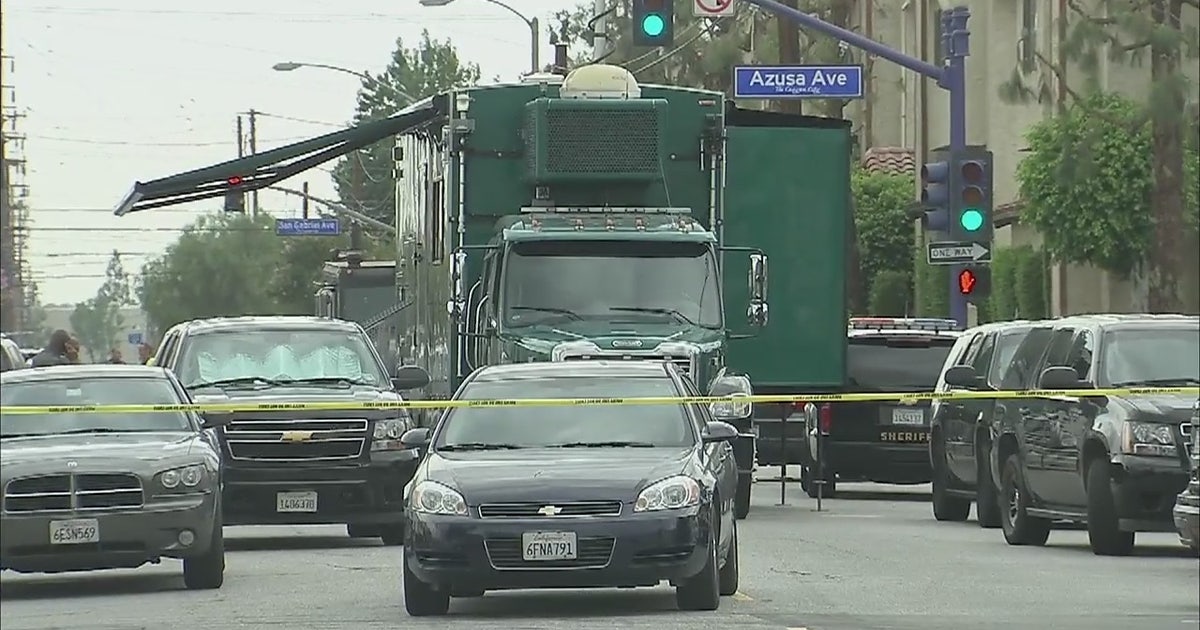 Domestic violence suspect arrested after barricading himself in Azusa ...