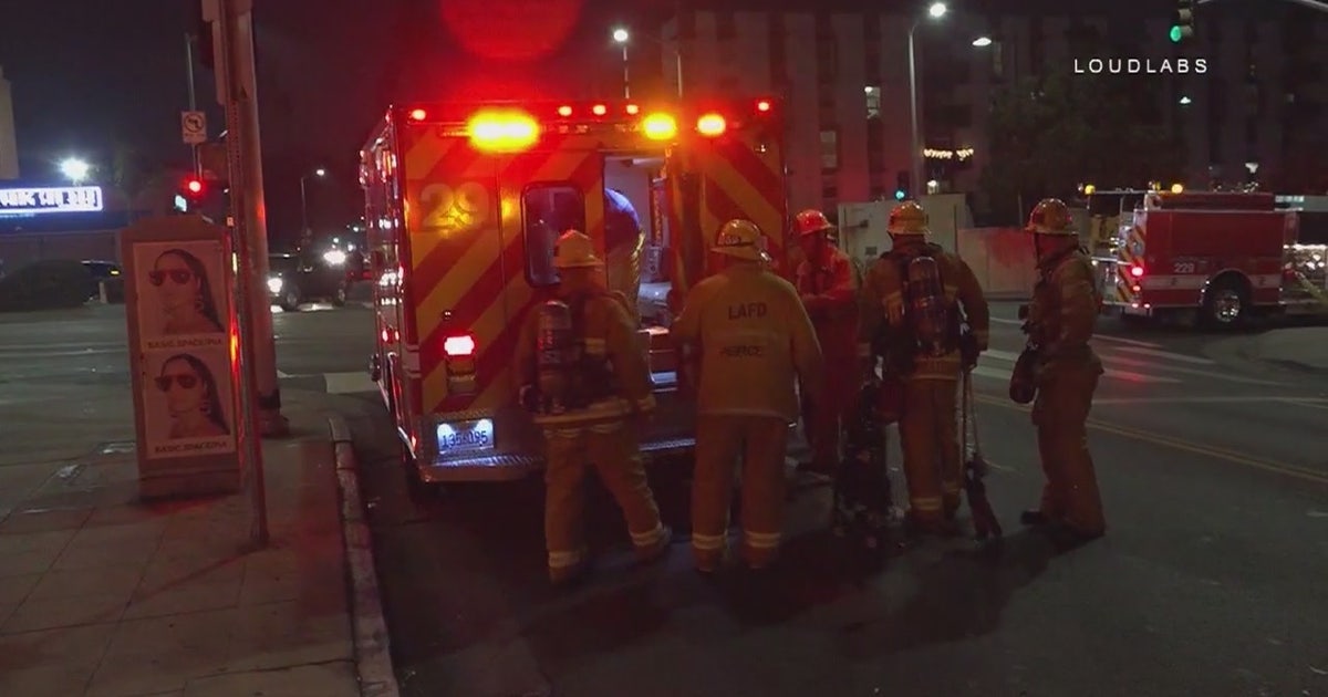 Elderly man dies in Koreatown apartment fire | FOX 11 Los Angeles