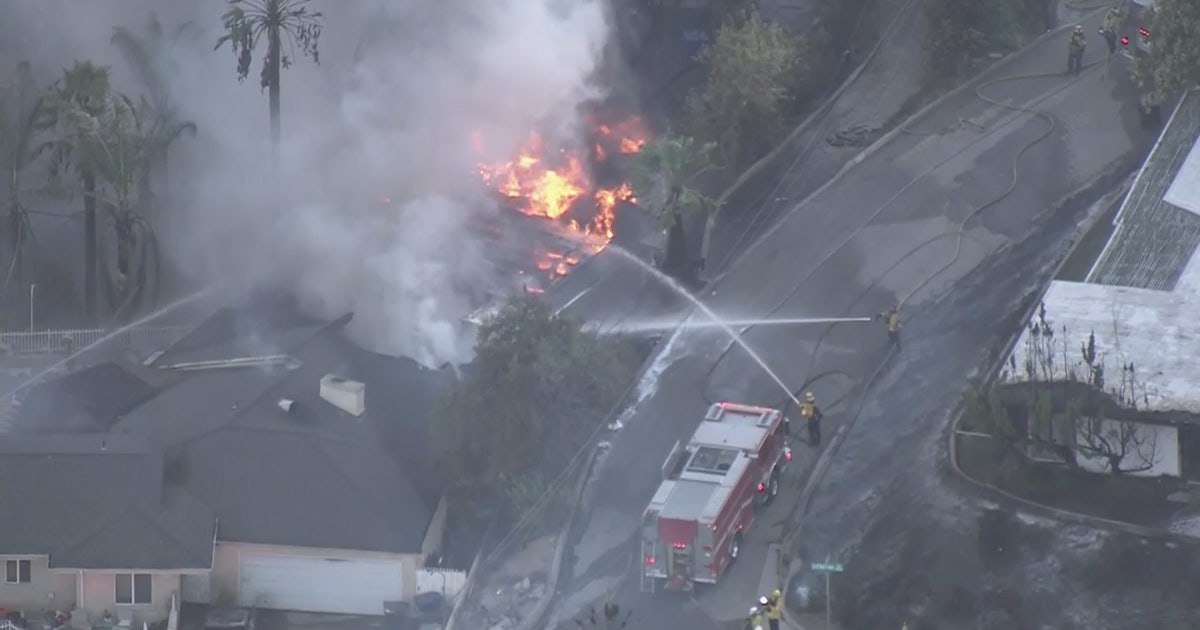 Little Mountain Fire destroys homes in San Bernardino | FOX 11 Los Angeles
