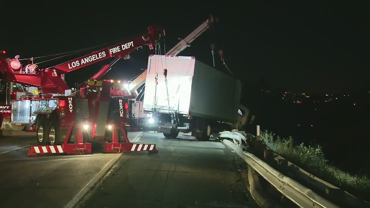 Big rig goes over side of 210 Freeway in Lake View Terrace, lanes ...
