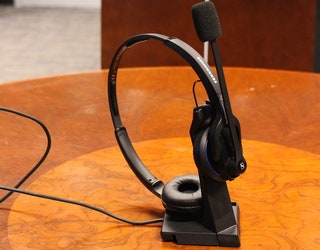 Review: Sennheiser MB Pro 2 UC ML | FOX 11 Los Angeles