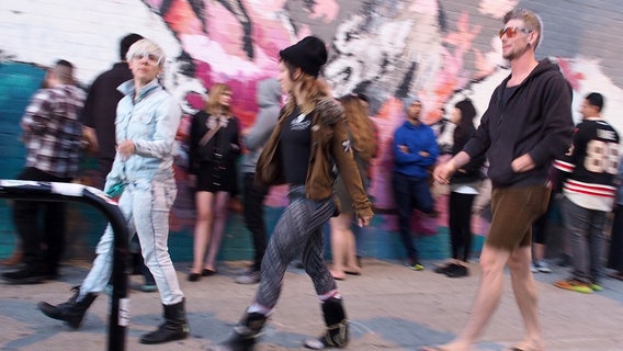 USC study: Angelenos are slightly less happy than rest of nation