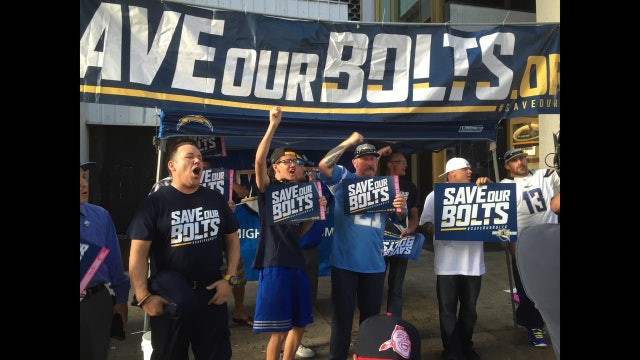 Chargers fans make passionate plea to keep team in San Diego