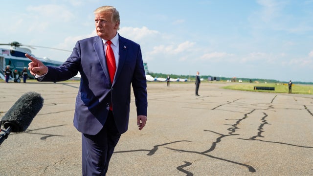 Trump abandons effort to put citizenship question on census