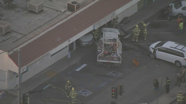 8 people injured following multi-car crash in Perris