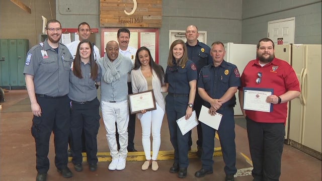 Singer Peabo Bryson thanks first responders who saved his life