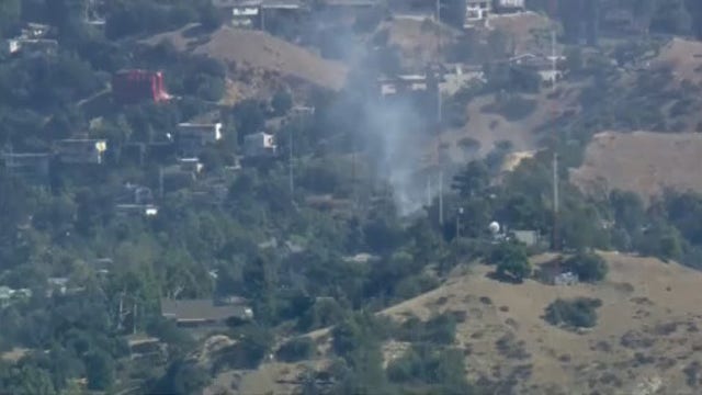 Crews quickly contain two acre brush fire in Eagle Rock