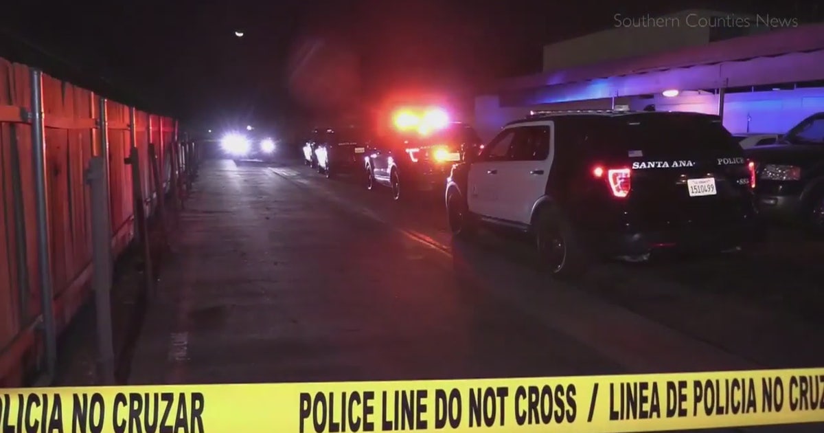 Armed suspect at large after fatally shooting 20-year-old in Santa Ana ...