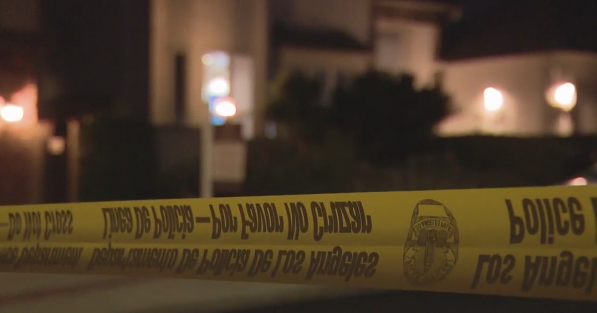 Suspect fatally shot by DEA agents in Woodland Hills | FOX 11 Los Angeles