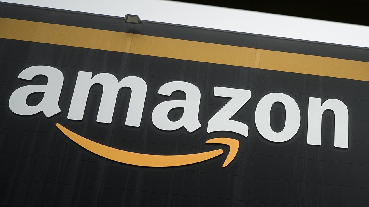Amazon plans traditional grocery store for LA, report says | FOX 11 Los