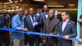 Don't call it `Blue'; Metro unveils renovated `A Line'