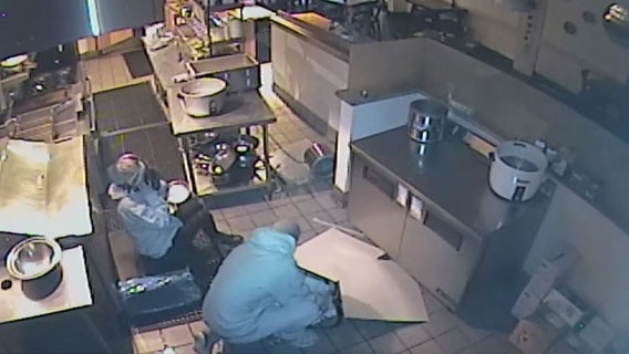 Suspects caught on camera burglarizing Ojai business