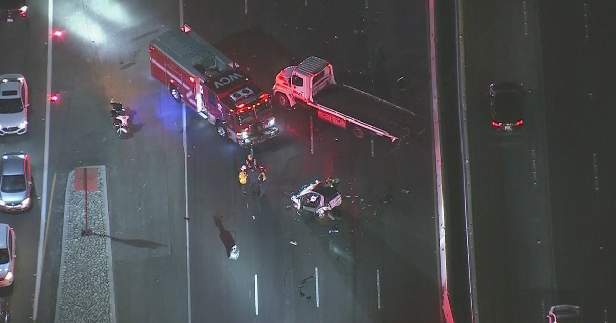 Crash shuts down portion of 10 Freeway in West Covina | FOX 11 Los Angeles