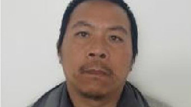 Registered sex offender seen loitering outside elementary school attempting to talk to students