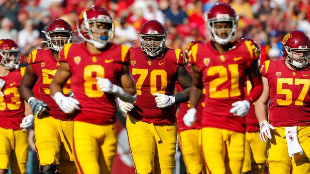 USC to take on Iowa in Holiday Bowl