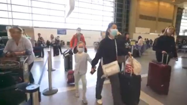US bars foreigners coming from China for now over virus fear