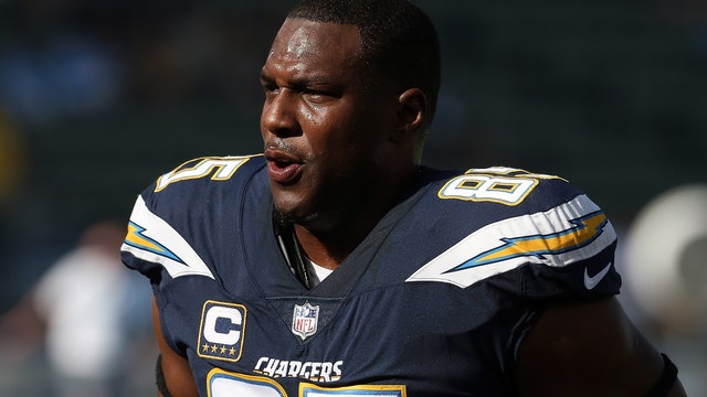 LA Chargers tight end Antonio Gates announces his retirement