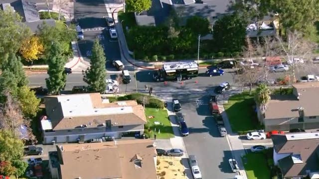 Murder investigation underway after man found wounded in Lake Forest alley dies