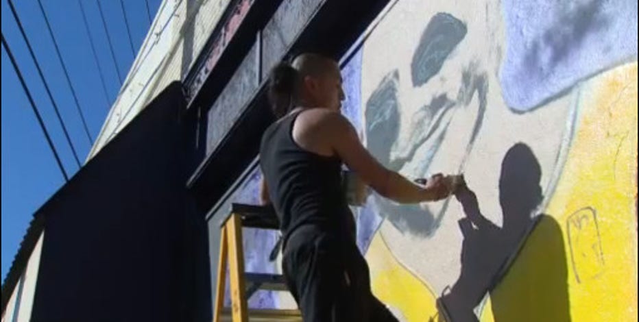 Kobe Bryant remembered in murals around Los Angeles area