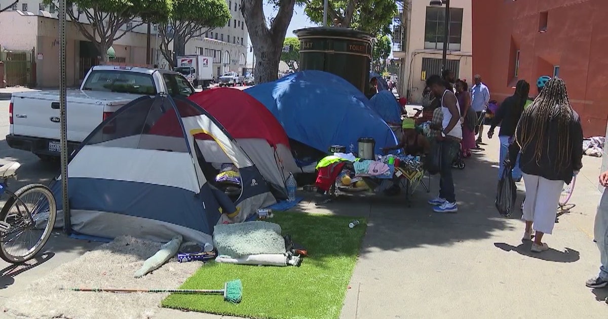 Los Angeles City Council sets goal to add 25,000 units of homeless ...