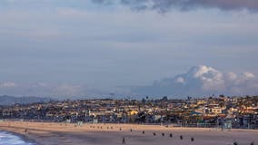 Hermosa Beach to close beach, Strand this weekend to protect public health during COVID-19 crisis
