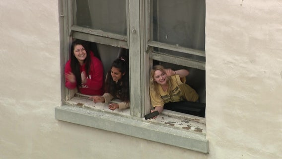 Teens, young adults sing their heart out during isolation from COVID-19