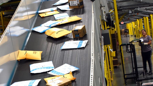 Worker at Amazon fulfillment center in Riverside County tests positive for COVID-19