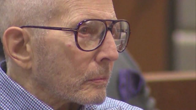 1 murder charge, 3 deaths loom over Robert Durst as murder trial begins