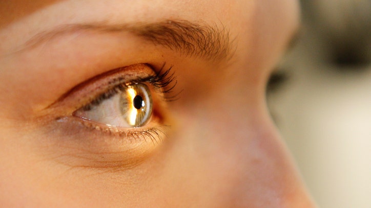 Pink eye could be symptom of COVID-19, American Academy of ...