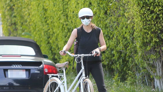 Sheriff warns of fines, jail time for ignoring order to wear masks in public in Riverside County