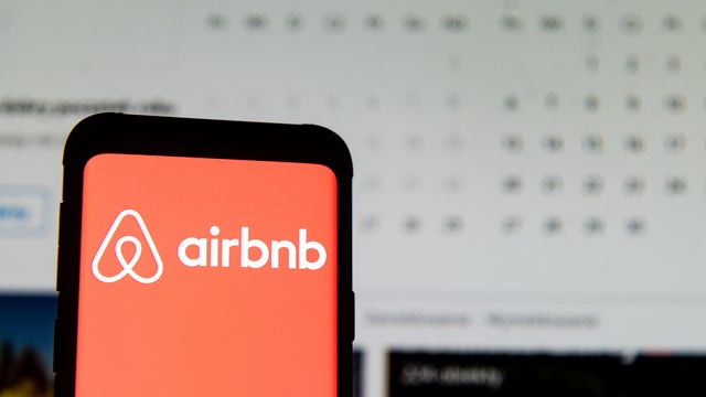 Airbnb partners with LA County to offer free stays for health care workers