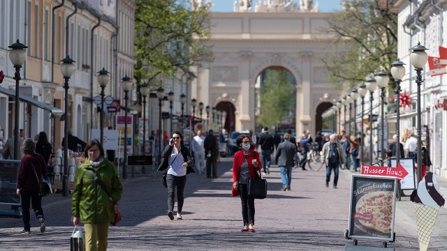Preparation, quick action aid Germany, SKorea virus fight