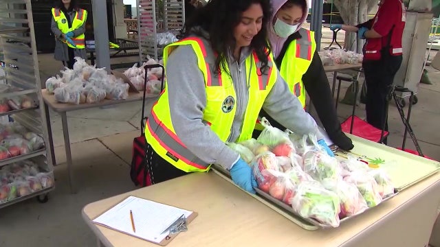 Chuck Lorre Family Foundation donates $250,000 to LAUSD meal program