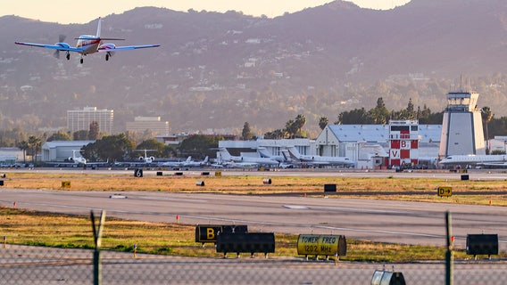 Feinstein, colleagues to FAA: Reduce aircraft noise around Burbank, Van Nuys