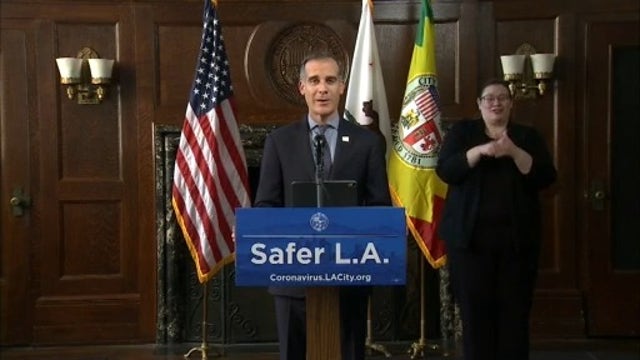 Mayor Garcetti announces reopening of city beach parking lots, bike paths