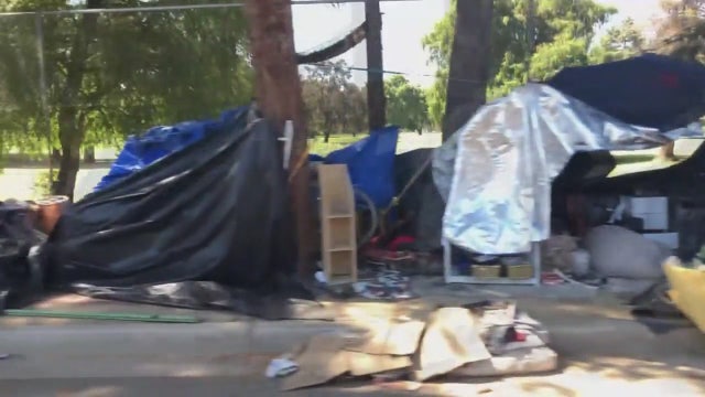 Federal judge sets order to move 7K homeless from freeways