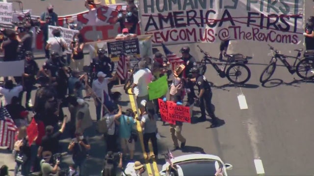 Thousands in Huntington Beach defy Newsom's social distancing order and hold large protest