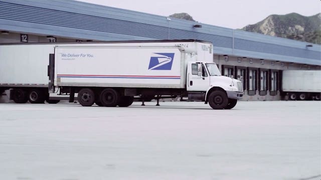 Job Finder: USPS has 500 jobs available in the LA area