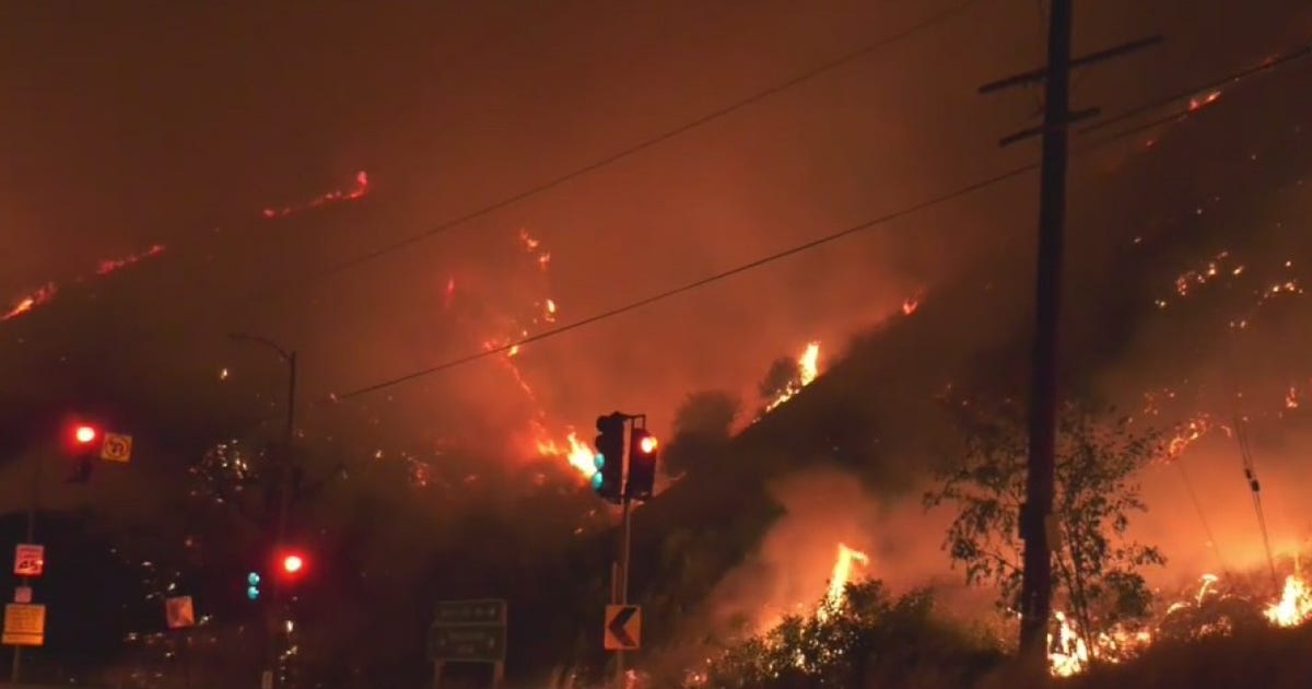 50-acre brush fire erupts near the Getty Center off 405 Freeway | FOX ...