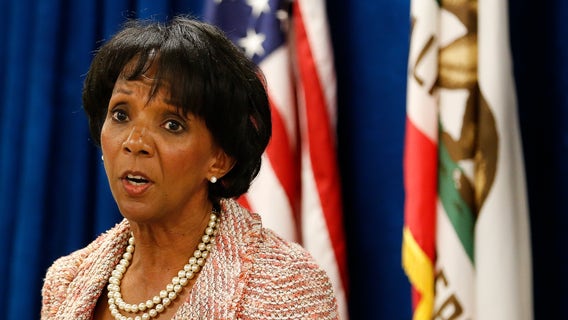 District Attorney Lacey orders investigators to stop using carotid restraints