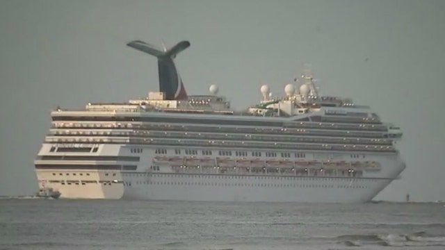 Report: 40,000 cruise ship workers still trapped at sea