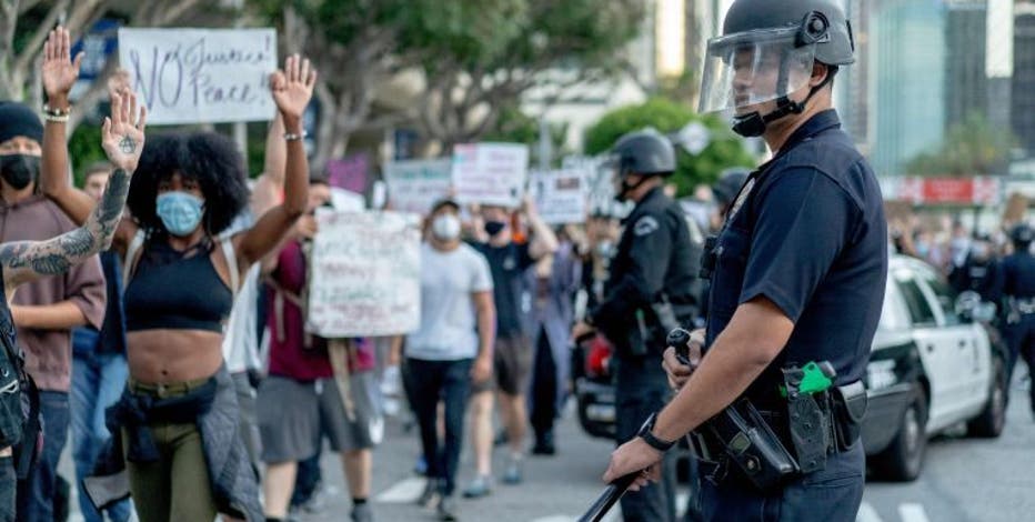 la city council approves first step in replacing lapd with community responders for non violent calls la city council approves first step in