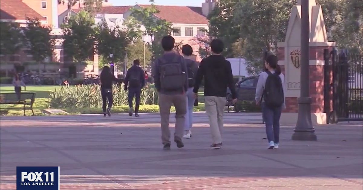 LAUSD parents concerned about plan for upcoming school year | FOX 11 ...