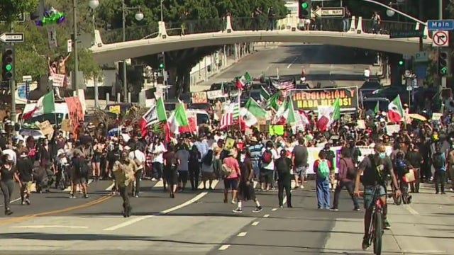 Protests continue despite heat wave and surge in COVID-19 infections